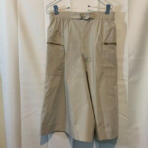 SZ Capris Pants,WIDE LEG Light- Weight, Light Beige, 30” x 14” Stylish Pockets!